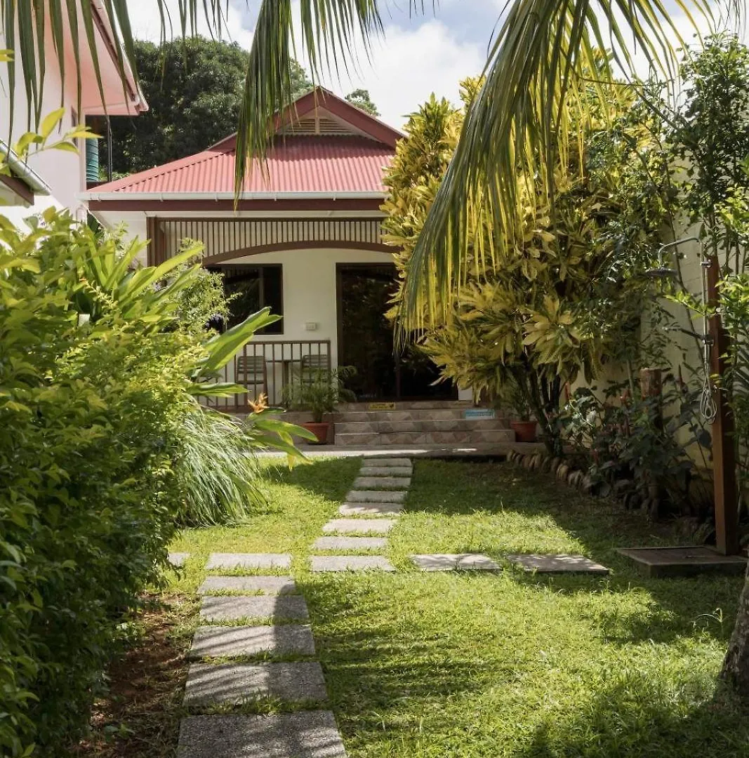 Emma'S Guest House And Self-Catering Au Cap 0*,