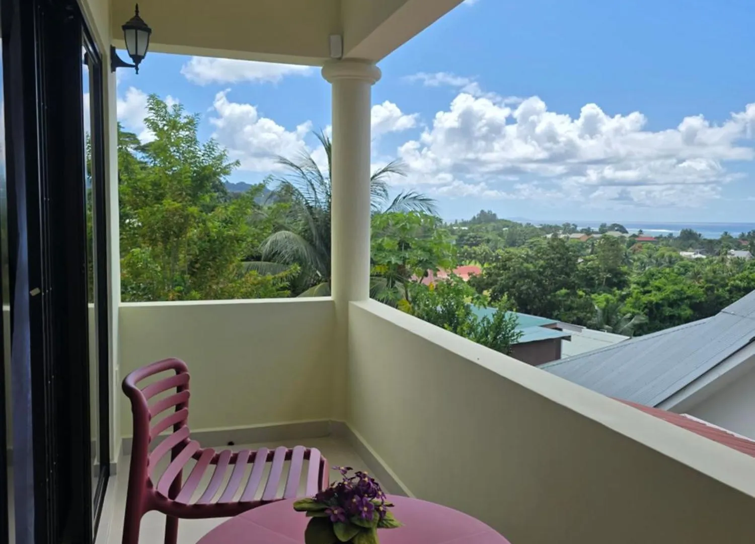 Emma'S Guest House And Self-Catering Au Cap Seychelles