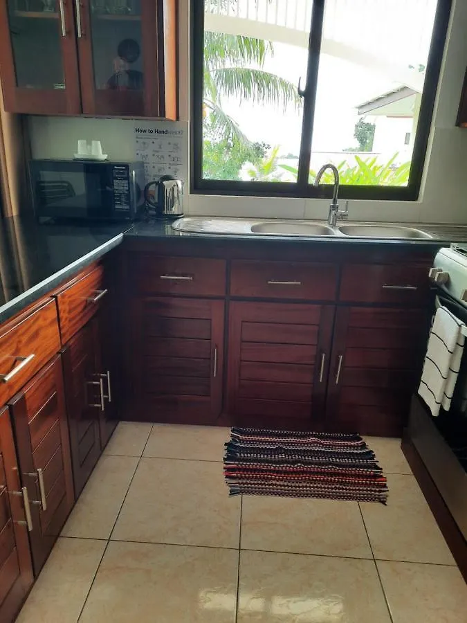 Emma'S Guest House And Self-Catering Au Cap Seychellen
