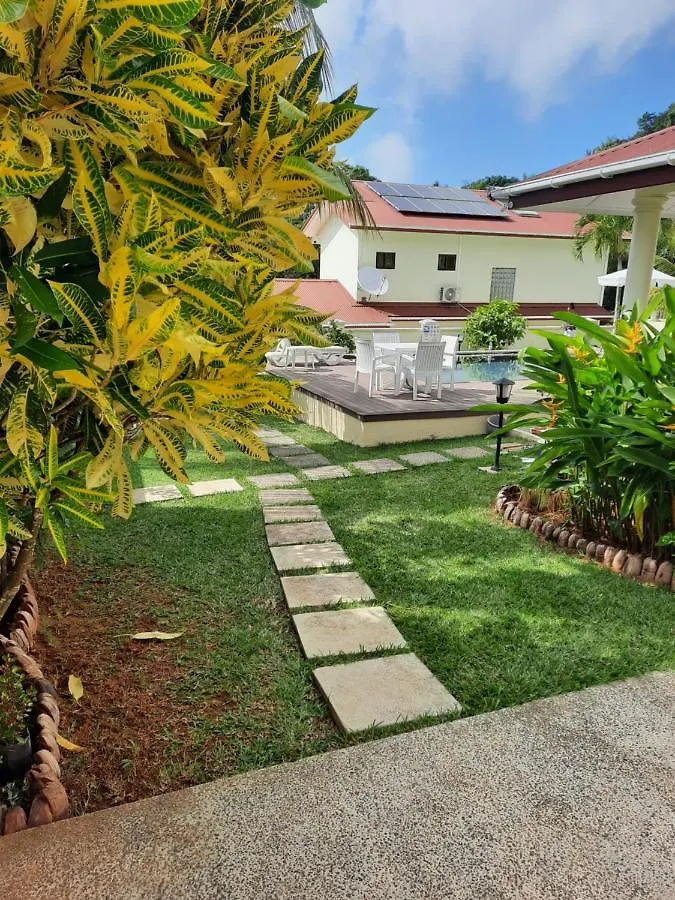 Apartment Emma'S Guest House And Self-Catering Au Cap Seychellen